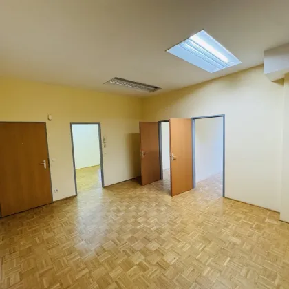 Knittelfeld Kapuzinerplatz: Repräsentative & barrierefreie Büro- oder Praxisfläche im Zentrum – 133m2 plus Terrasse - Bild 3