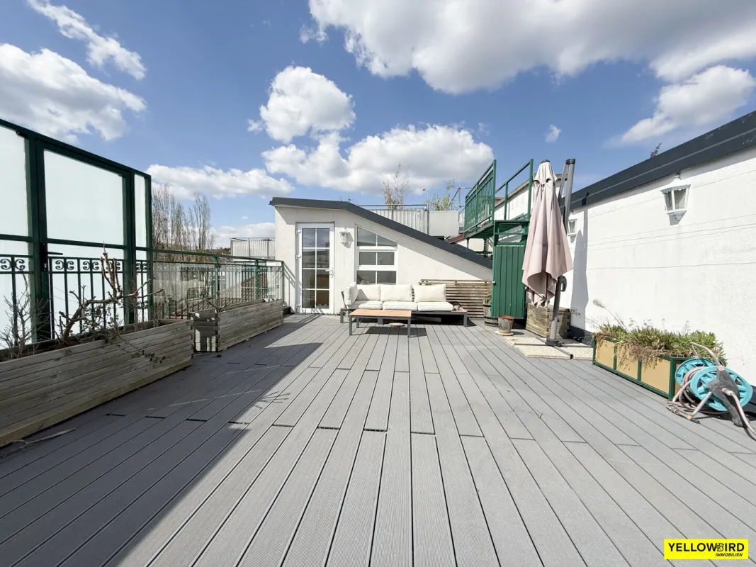MASSIVE RAUMHÖHE 3.9m I Dachterasse I Balkon I AC - Bild 1