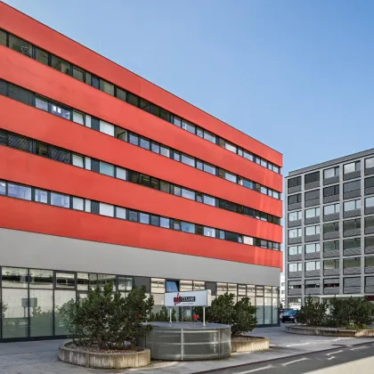 Helle Büro- und Geschäftsfläche mit großer Glasfront - IQ Center Salzburg/ Itzling - Bild 2