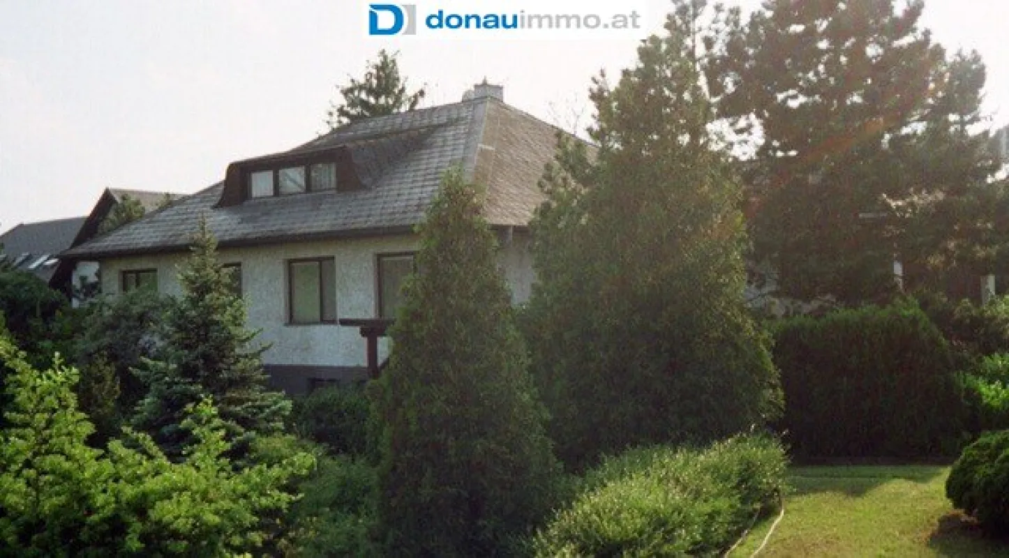 Luxusvilla mit Wellnessoase in bester Lage in Tribusinkel - Bild 1