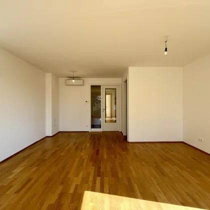Geräumige Wohnung in Ruhelage in 1190 Wien - Einbauküche, Klimaanlagen und zwei Balkon inklusive! - Bild 3