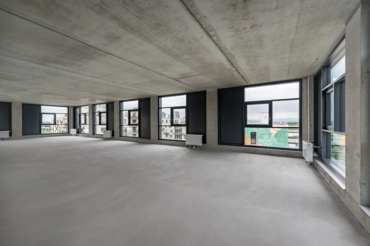 Loftartige Werkstattfläche im Gewerbehof Seestadt – ideal für kreative Produktion - Bild 1