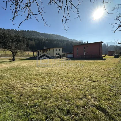 Baugrundstück Göfis, gesamt 1.579 m2, davon sind 500 m2 Bauland bereits verkauft. Flexible Grundstücksteilung des verbleibenden Baugrundstückes von ca. 1.079 m2 möglich (2 weitere von insgesamt 3 Bauparzellen oder gesamte restliche Baugrundstücksfläche). - Bild 2