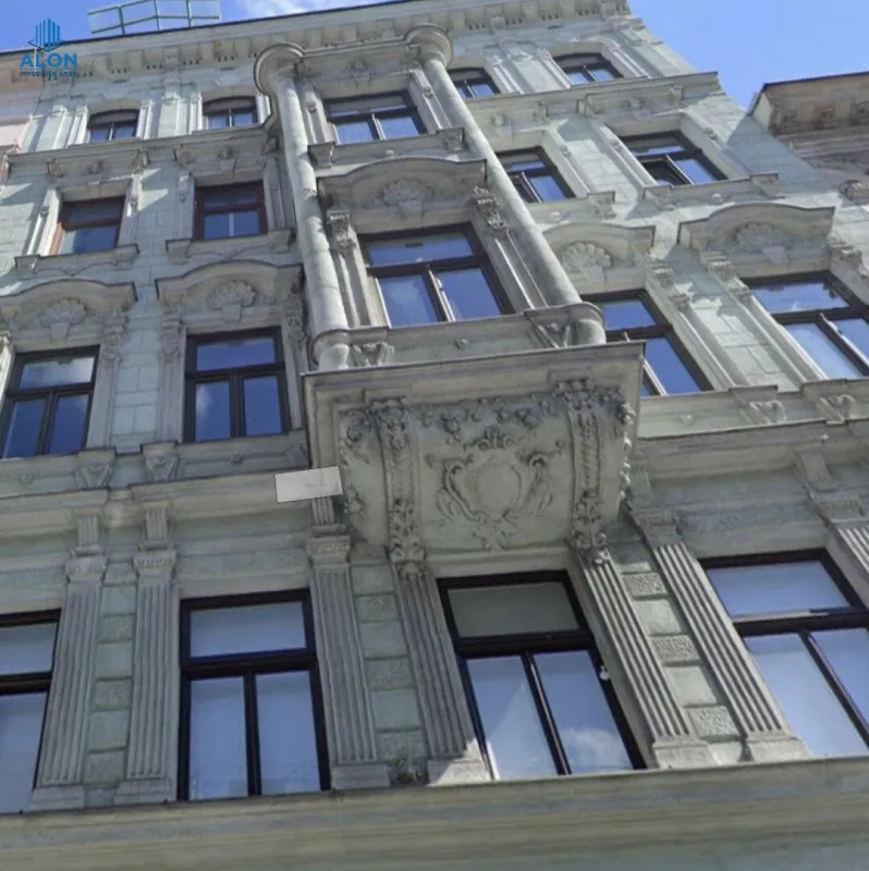 Charmante Altbauwohnung mit Erker in der Burggasse – hochwertig saniert - Bild 1