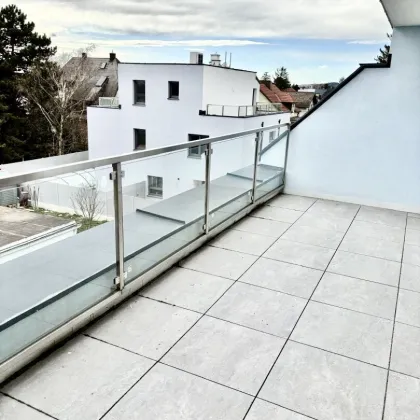 Moderne Doppelhaushälfte mit 2 Terrassen ,Eigengarten und Stellplatz in Bestlage von Gerasdorf / Oberlisse! - Bild 3