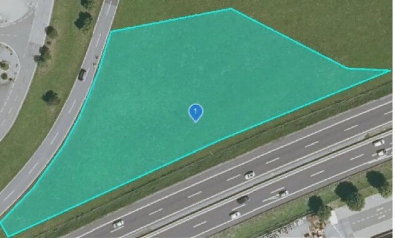 + 6.000 m² Betriebsbaugrundstück mit Werbung zur Autobahn S36 + - Bild 1