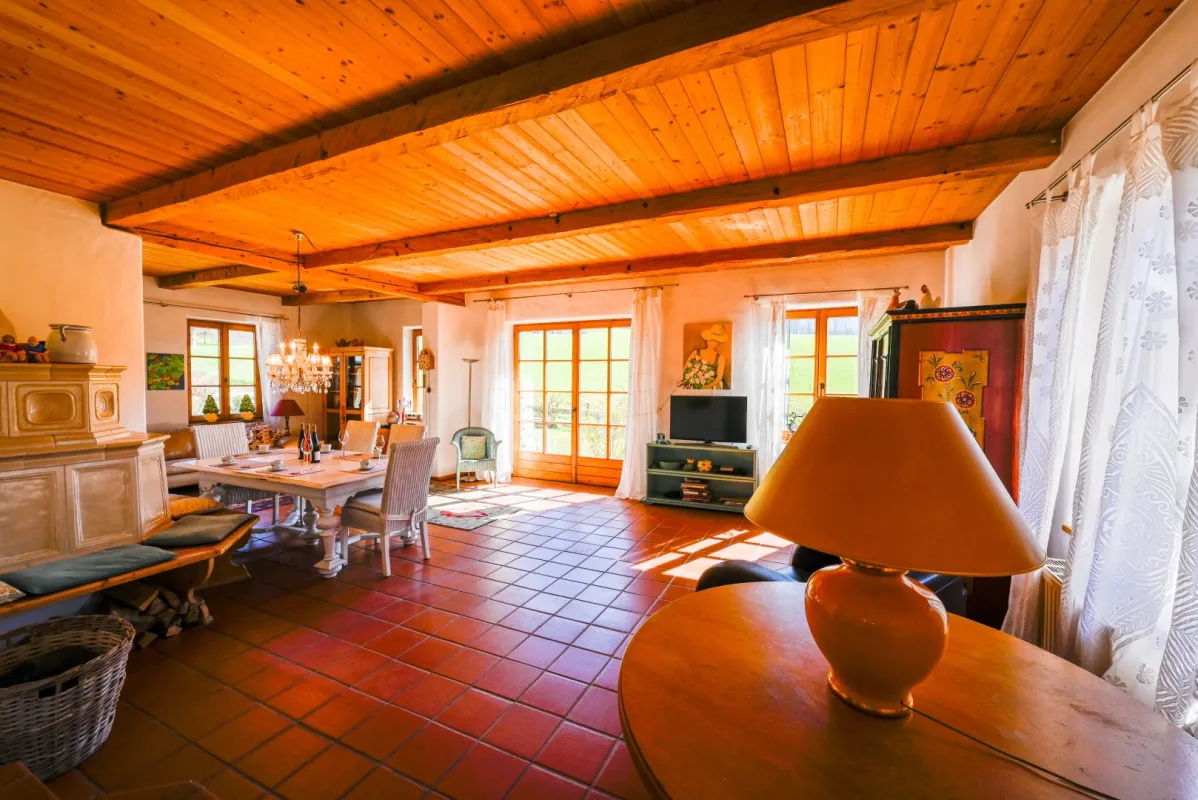 TraumhaftesTiroler Landhaus in Söll: 160m² Wohlfühlfläche mit  wunderschönem Garten und Balkon! - Bild 1