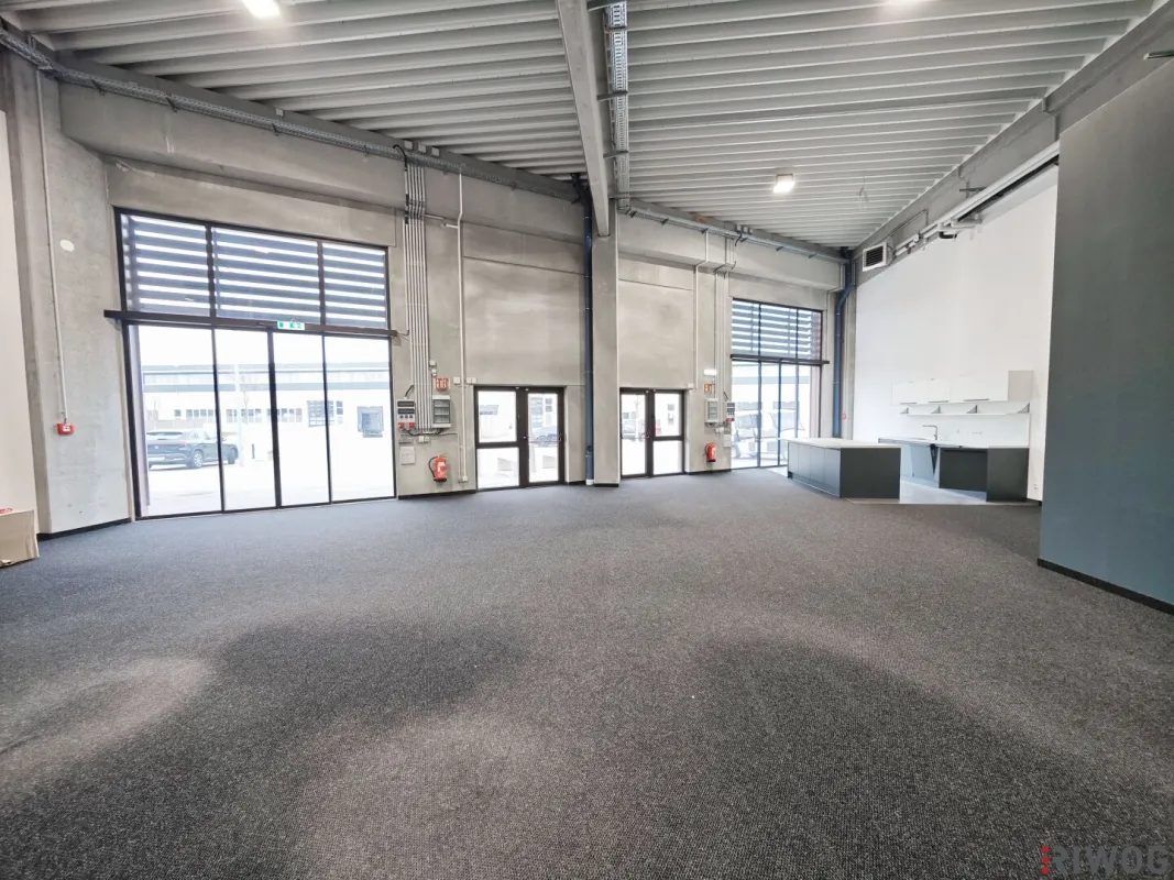 Schauraum/Büro & Produktion/Lager Kombination | 512m² Nutzfläche | LKW Zu- bzw. Einfahrt möglich - Bild 1