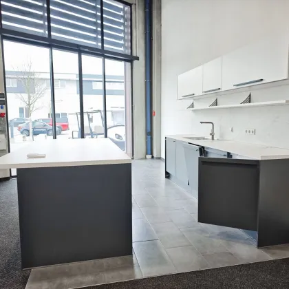 Schauraum/Büro & Produktion/Lager Kombination | 512m² Nutzfläche | LKW Zu- bzw. Einfahrt möglich - Bild 3