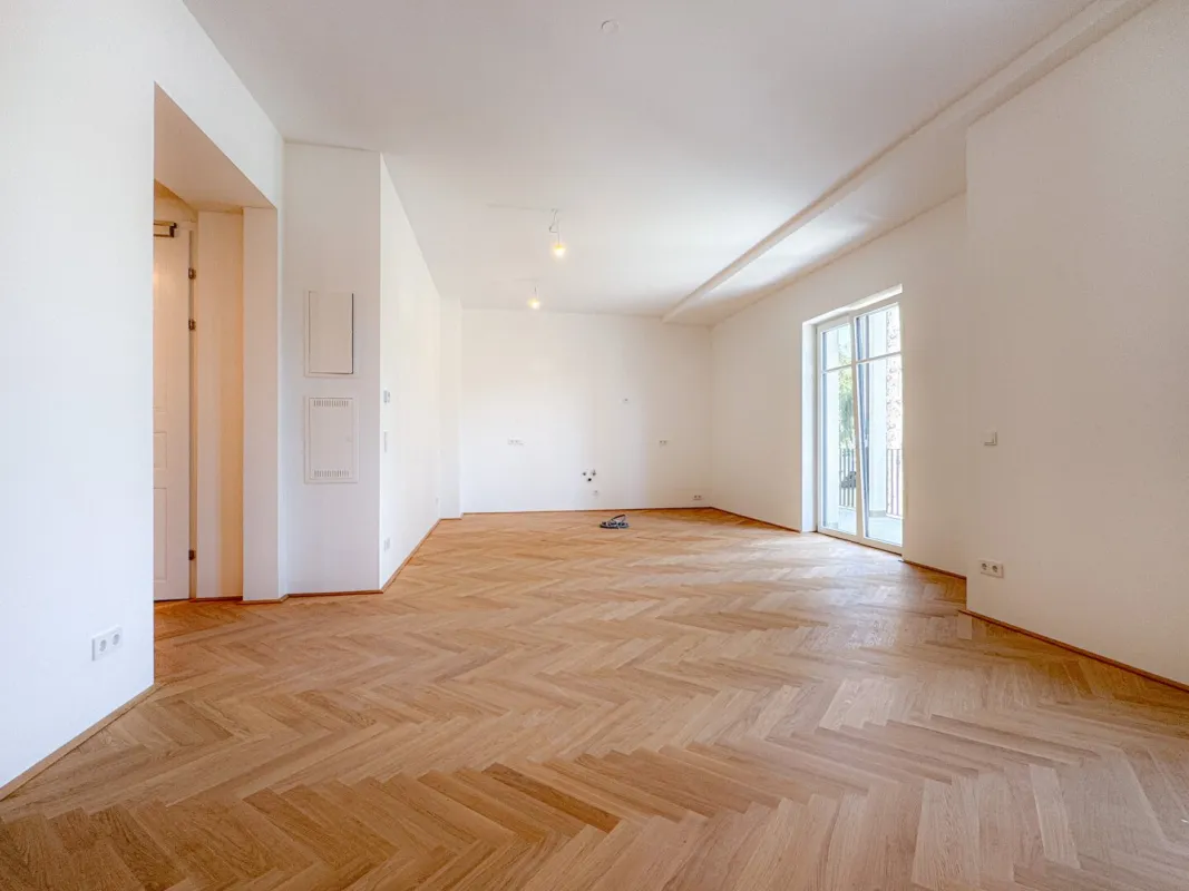 NEUER PREIS! Modernes Wohnen mit Altbauflair - Raumhöhen 3,08 M, Terrasse zum Garten mit Altbaumbestand - Top 4 (Top 3) - Bild 1