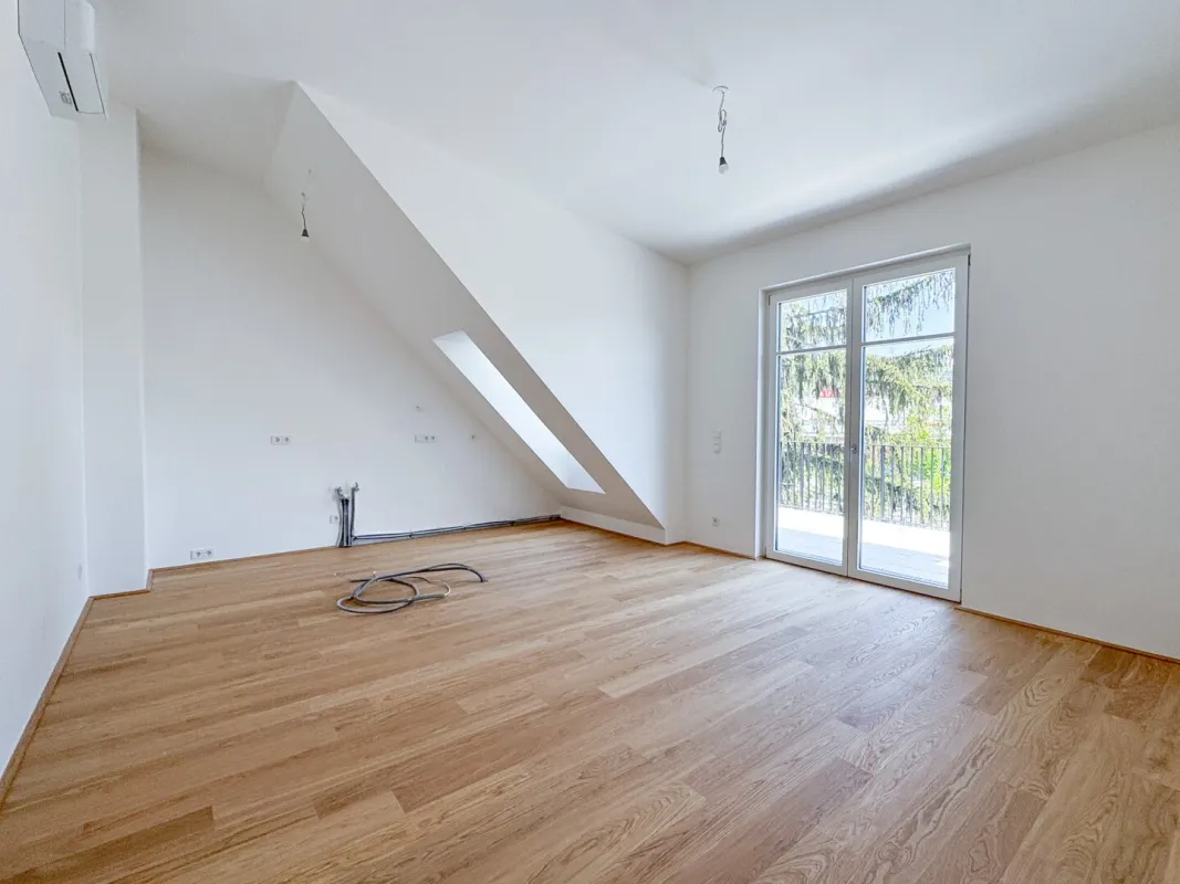 PREISREDUKTION! Modernes Wohnen mit Stil  - Dachgeschoß mit Terrasse und Raumhöhen bis 3,60 m - Top 6 (Top 5) - Bild 1