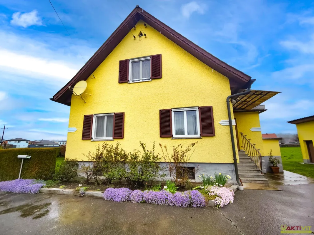 Gepflegtes Einfamilienhaus in ruhiger Lage mit großem Garten. - Ausbaupotential inklusive. - Bild 1