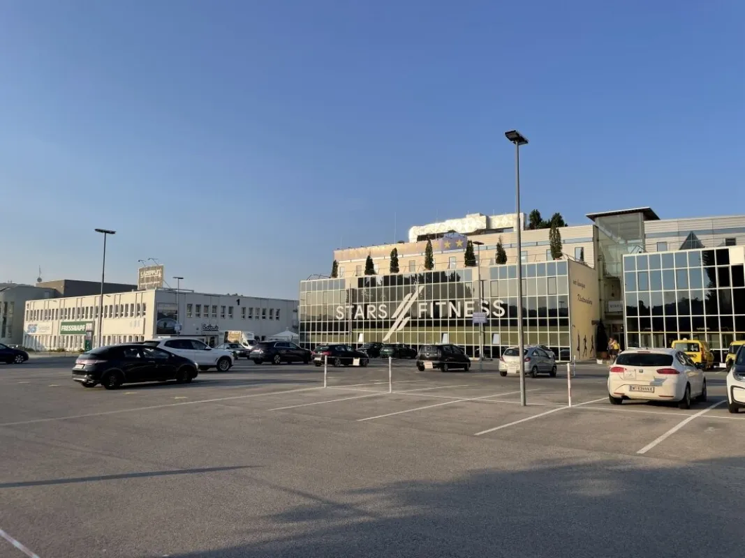 *PROVISIONSFREI*  Kompakte Bürofläche im Büropark Donau - Bild 1