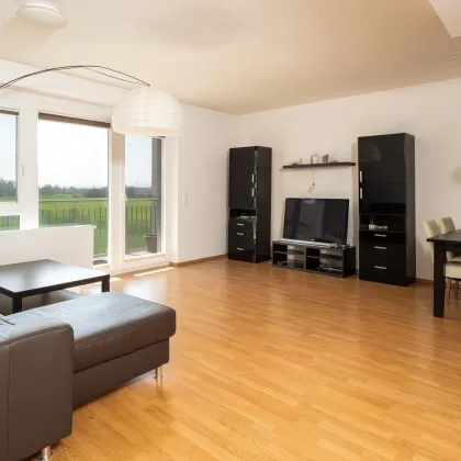 Moderne Wohnung mit Loggia, DAN Einbauküche und Solarenergie - Bild 2