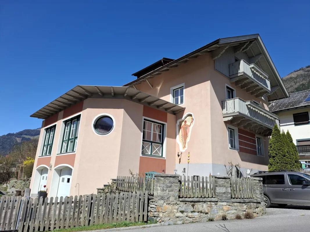 Stilvolles Landhausjuwel in Obervellach – Wohnen & Arbeiten in Einklang - Bild 1