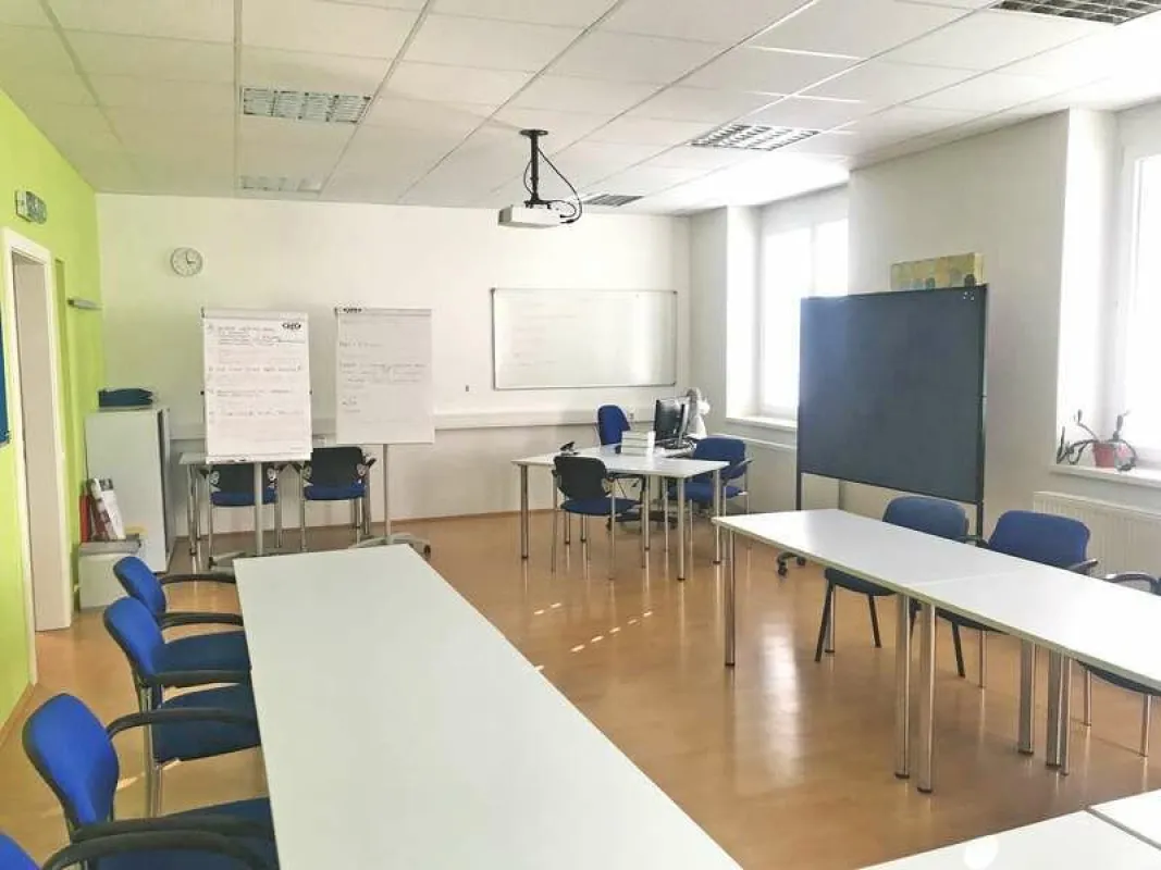 Beziehbare Büroeinheit in sehr guter Lage - Bild 1