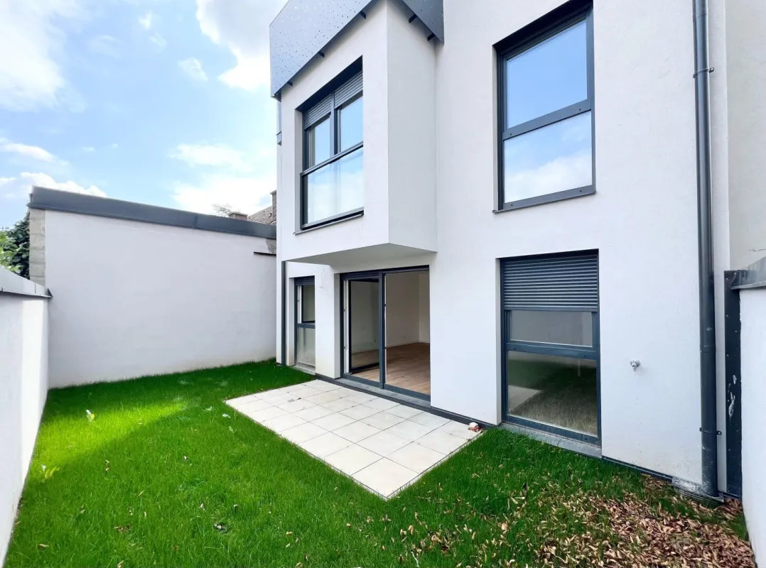 Grünruhelage nahe U2: Neues energieeffizientes Mehrfamilienhaus mit 8 Eigentumswohnungen I Balkon, Terrasse oder Garten I Lift I Erstbezug - Bild 1