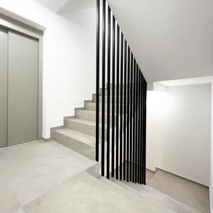 Grünruhelage nahe U2: Neues energieeffizientes Mehrfamilienhaus mit 8 Eigentumswohnungen I Balkon, Terrasse oder Garten I Lift I Erstbezug - Bild 2