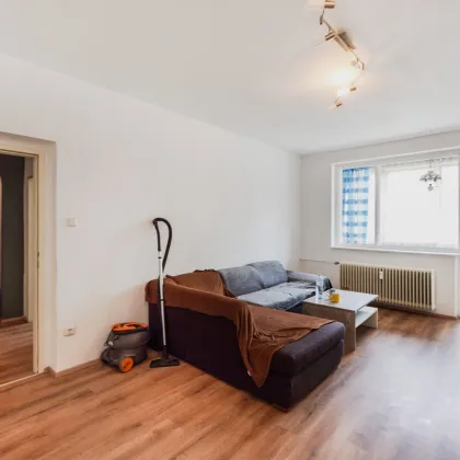*Wohlfühlwohnung in Krems: Lichtdurchflutet, mit Loggia* - Anlegerhit oder zukünftiges Eigenheim! - Bild 2