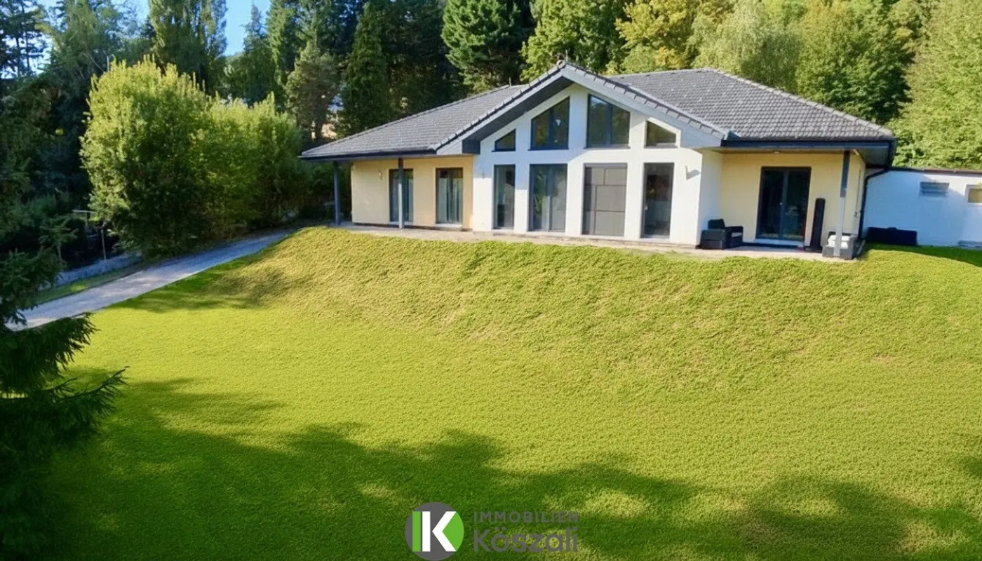 Ihr Lebensphasen-Haus mit Fernblick: Komfort-Bungalow für Familie oder Ruhestand in Eichgraben - Bild 1