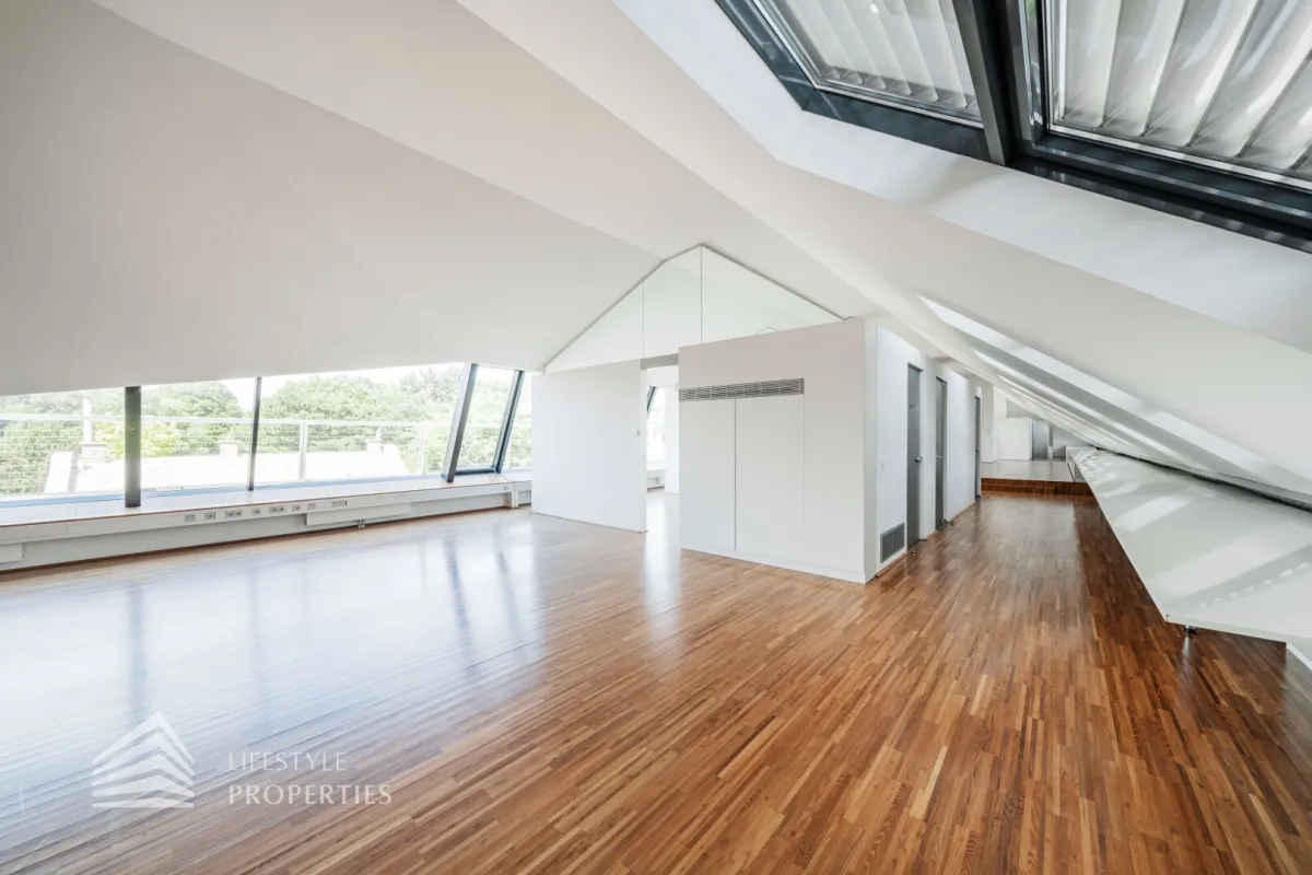 Saniertes 5-Zimmer Büro mit Balkon, Nähe Schloss Belvedere - Bild 1
