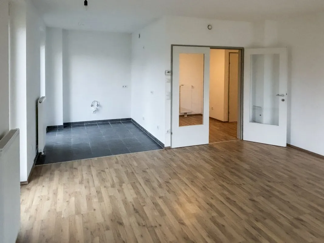 Wohnung mit großem Garten - Bild 1