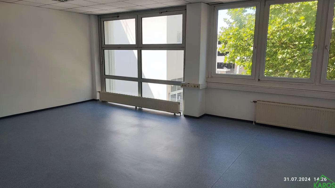 SONNIGER BÜROSTANDORT AN DER A22! - Bild 1