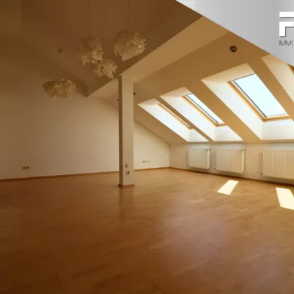 ROOFTOP LOFT  | lichtdurchfluteter, klimagekühlter Wohntraum mit freiem Mietzins - Bild 2