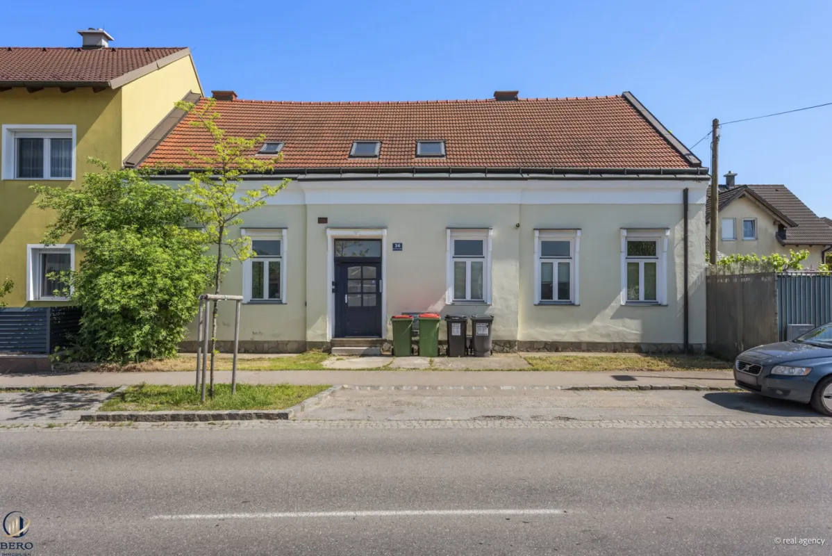 Mehrfamilienhaus in Deutsch-Wagram - 3 Minuten vom Bahnhof entfernt! 2 Wohneinheiten - Bild 1
