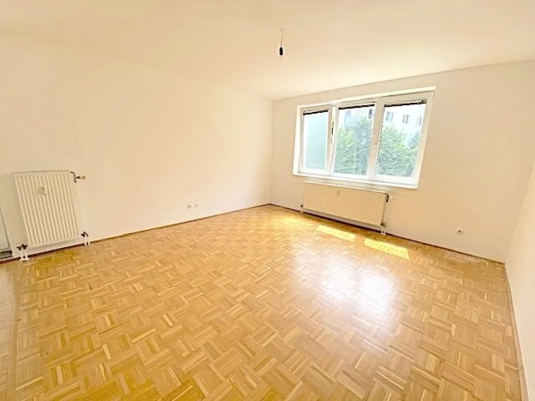 NEUER PREIS! PROVISIONSFREI! 1-ZIMMER WOHNUNG MIT LOGGIA IN DER FORSTHAUSGASSE 16! - Bild 1