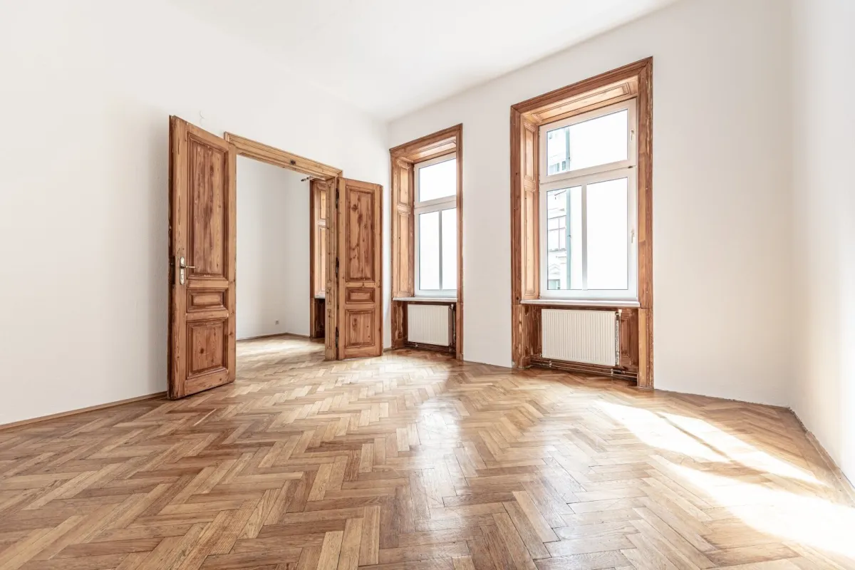 Stilvolle 3-Zimmer-Wohnung im Herzen Wiens – Ruhelage im Innenhof, Lift kommt! - Bild 1