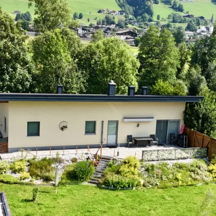 Wohnhaus mit Terrasse und großem Garten in schöner Lage - Bild 2
