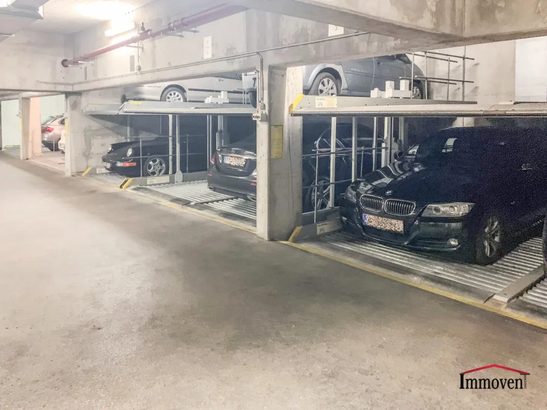 Garagenstellplatz (Hebebühne) in der Webergasse! - Bild 1