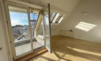 * Passiv Einkommen bis 2028 gesichert - Stilvolles Refugium mit Terrasse in Dachgeschoss *