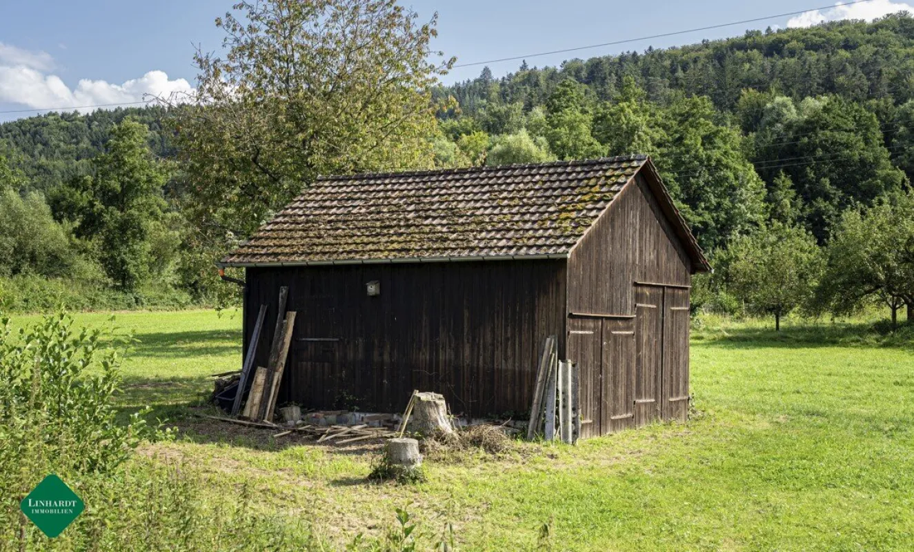 Baugenehmigtes Grundstück für 23 Wohneinheiten  - Bild 1