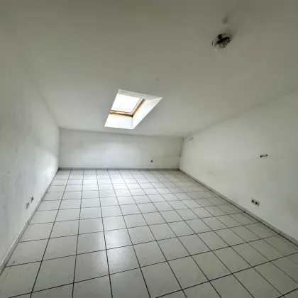 ideal Lage - Airbnb - Nutzung möglich! Schönes 2-Zimmer-Büro in absoluter bester Lage direkt bei der Karl-Franzens-Universität in der Heinrichstraße - Bild 3