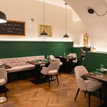 Hauben Lokal in bester Innen Stadt Lage + 100m2 Winebank Potential / Miete mit Kaufoption - Bild 2