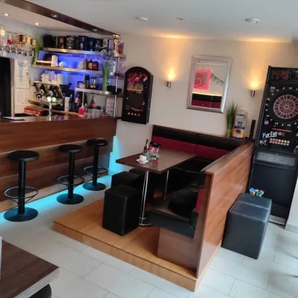 Charmantes Cafe/Bar + Bäckerei + komplett Küche für Catering mit großen Schanigarten 52 Sitzplätze - Bild 2