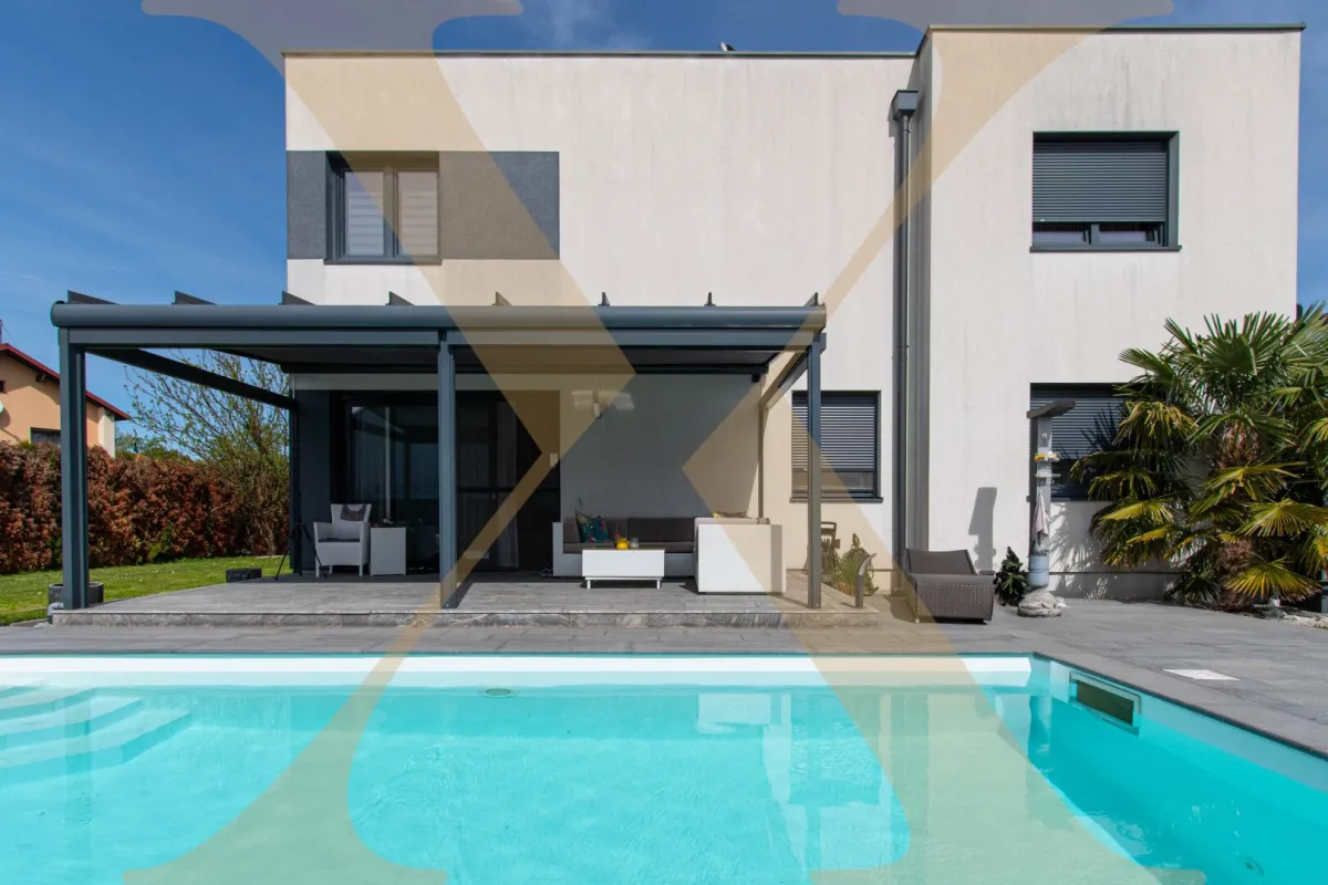 Hochwertiges Einfamilienhaus mit Garage, Pool und gepflegtem Eigengarten in Traun zu verkaufen! - Bild 1