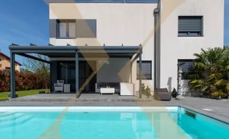 Hochwertiges Einfamilienhaus mit Garage, Pool und gepflegtem Eigengarten in Traun zu verkaufen!