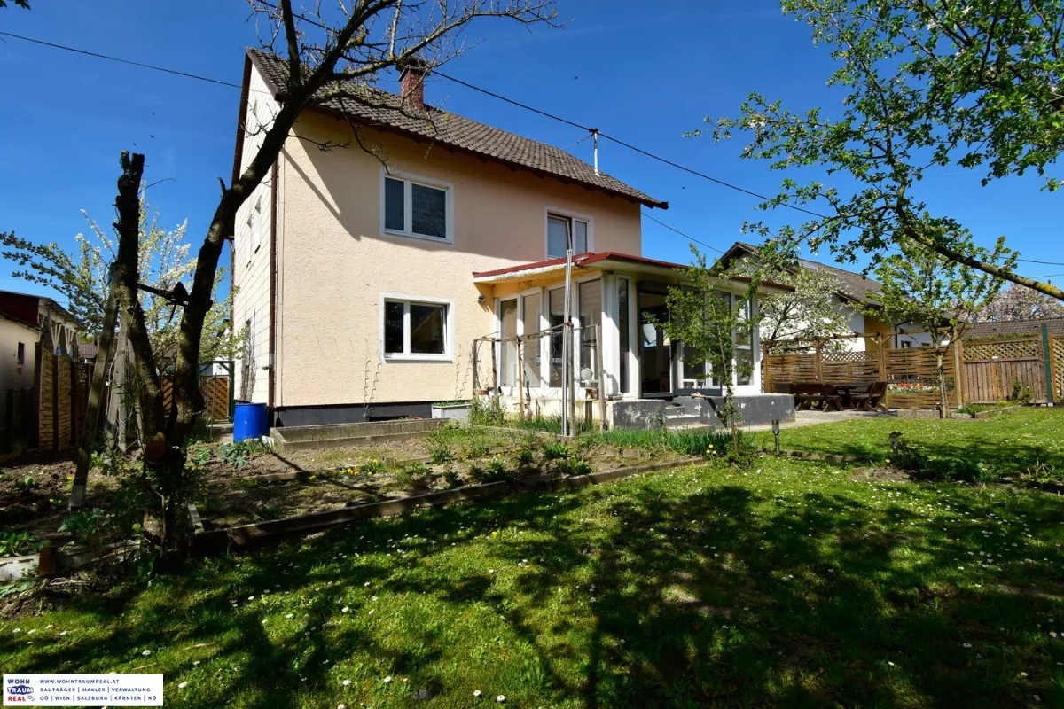 Haus mit wunderschönem Garten und Ausbaupotential in Ansfelden - Bild 1
