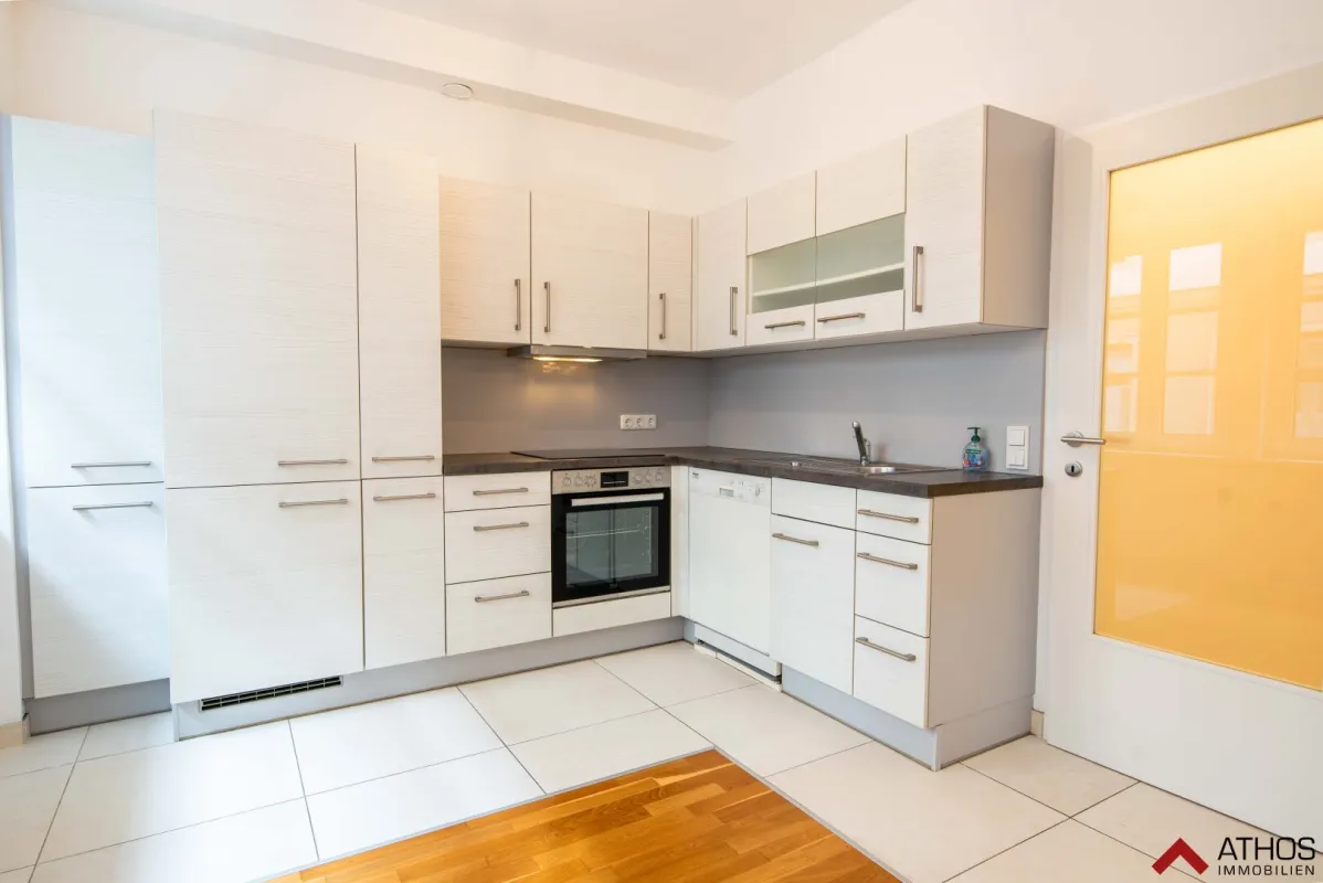 Helle 3-Zimmer-Wohnung im Zentrum von Linz - Bild 1