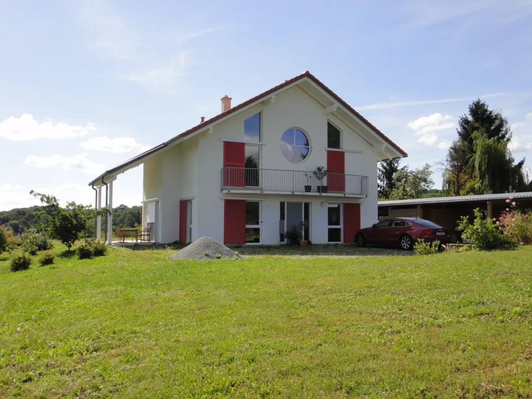 TOP GELEGENHEIT TRAUMHAUS IN RUHE UND AUSSICHTLAGE IM SÜDBURGENLAND! - Bild 1