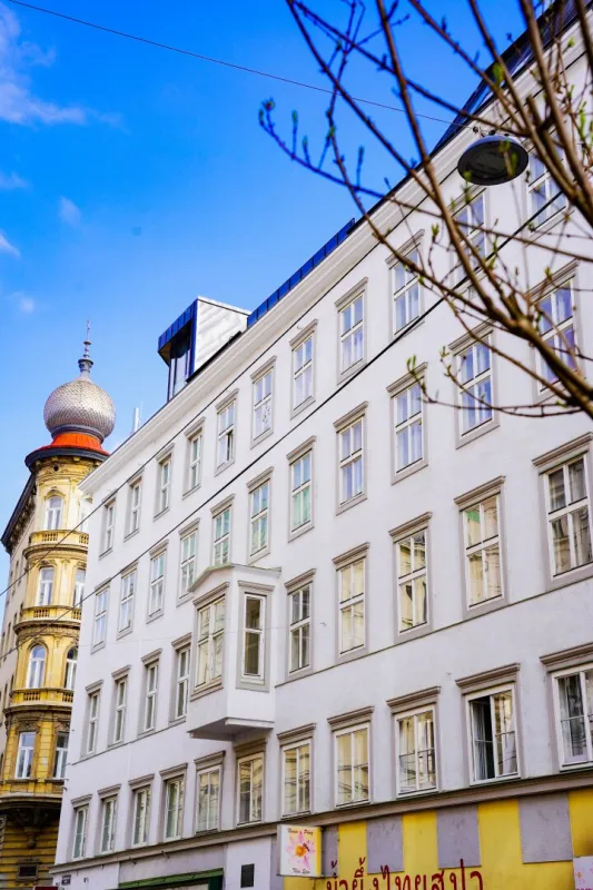 L24 - SOPHISTICATED LIVING - Bild 1