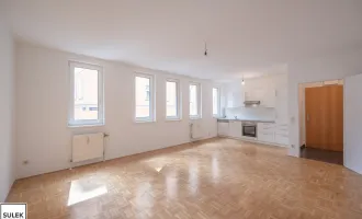 Zentrumsnah wohnen: gut geschnittene 2-Zimmer Wohnung mit Innenhof-Terrasse!