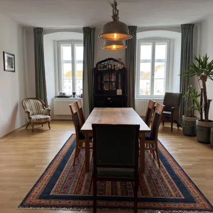 Stilvolles Wohnen in zentraler Lage - Altbau - Bild 3