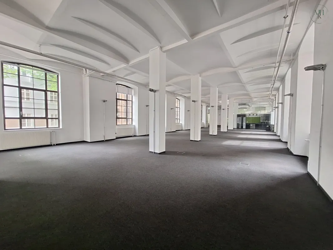 Unbefristetes Büroloft in Toplage! - Bild 1