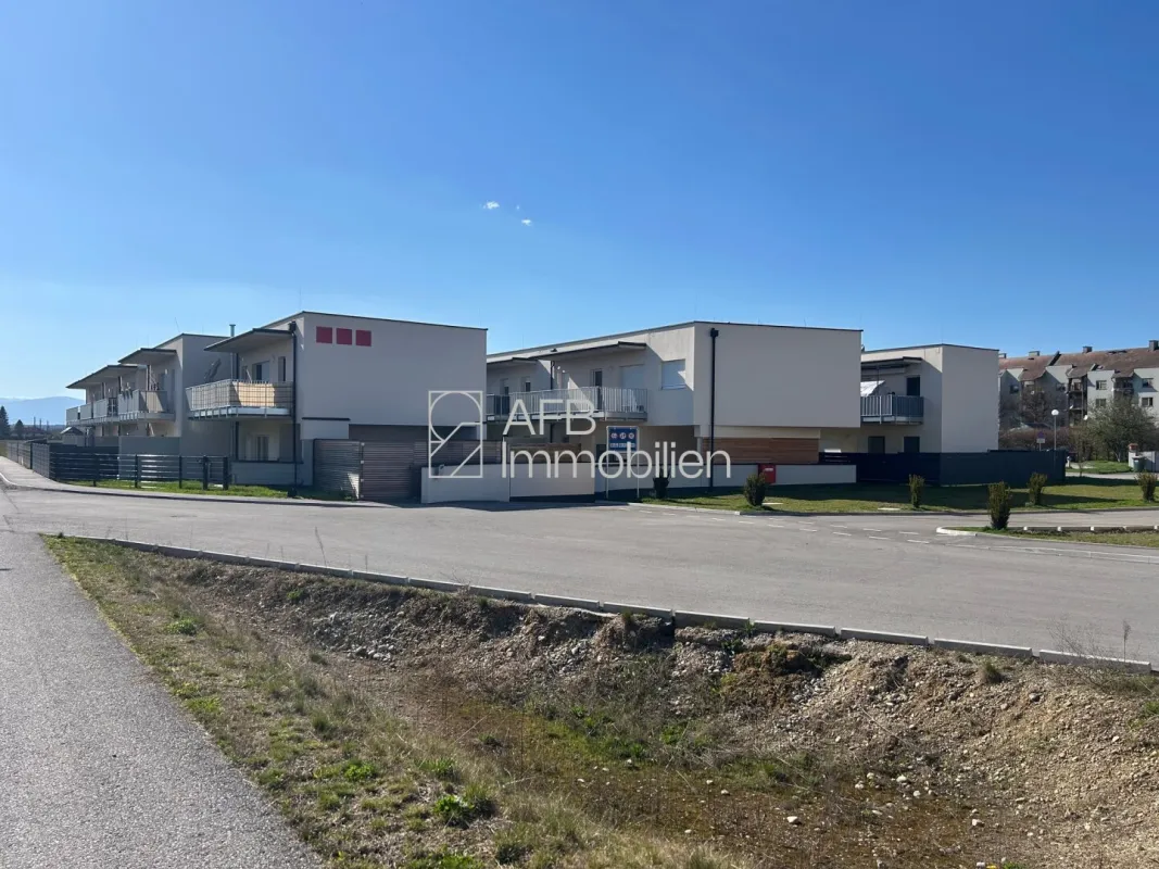 Provisionsfreie 4-Zimmer-Familienwohnung mit 2 Tiefgaragenplätzen inkludiert in Kalsdorf - Bild 1