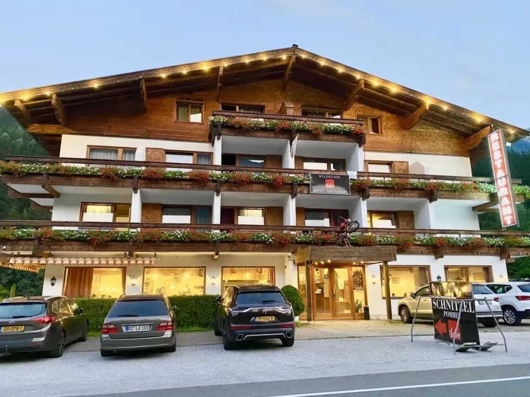 Exklusives Hotelinvestment in den österreichischen Alpen – Ihr Einstieg in eine florierende Tourismusregion - Bild 1