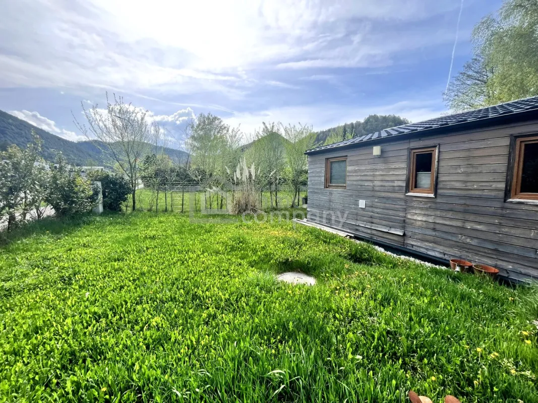 Wo Holz atmet und die Seele ruht – Ihr Zuhause auf einer Ebene - Bild 1